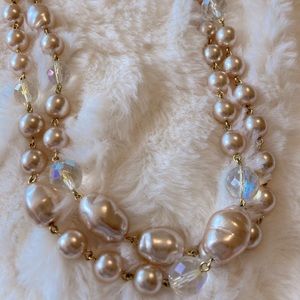 Vintage Gorgeous glam faux pearl and Crystal necklace